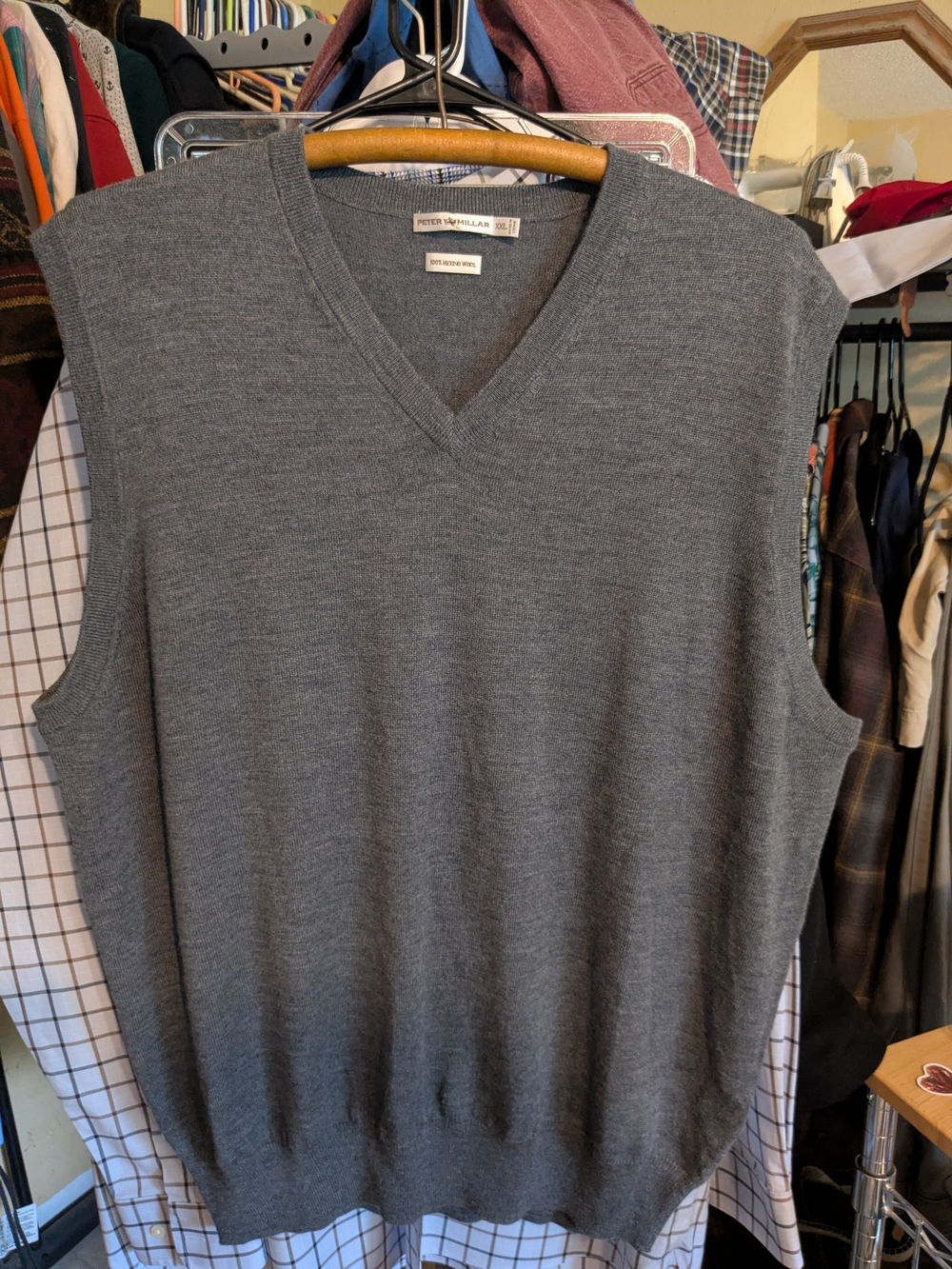 Peter Millar Men's XXL Charcoal Gray V-Neck Merino Wool Sweater Vest